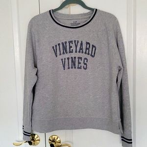 Women Vineyard Vines Sweatshirt